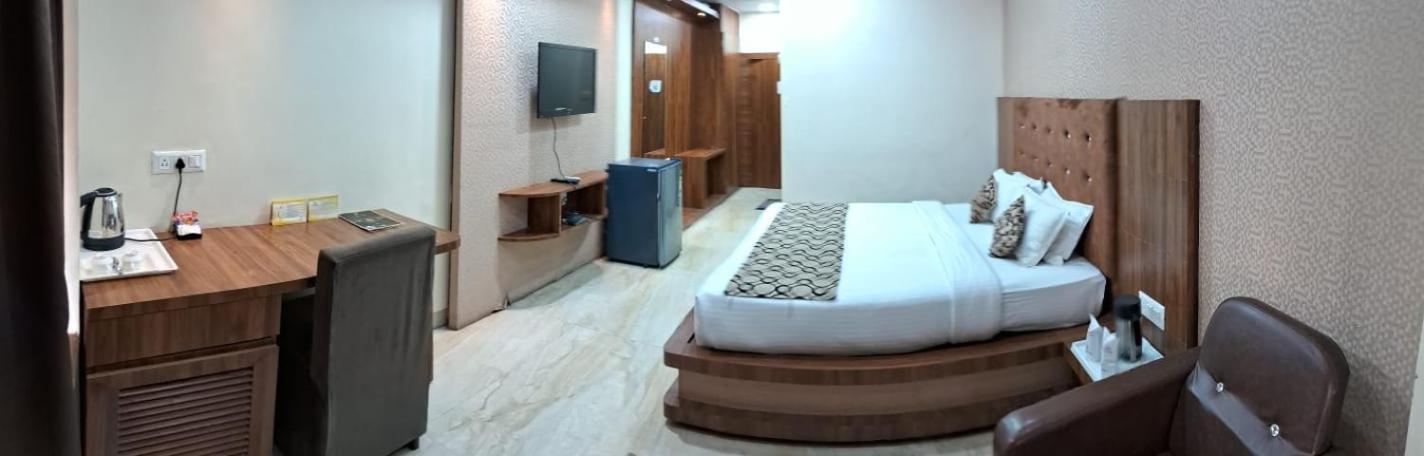 Hotel Samdareeya Pvt Ltd Jabalpur Exterior foto